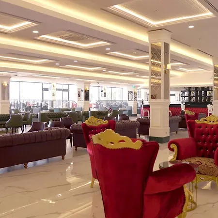 Отель Dream World Palace 5*