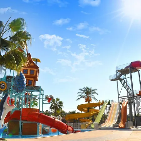 Dream World Palace Колакли