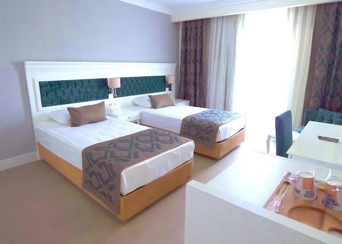 Dream World Palace Hotel Colakli