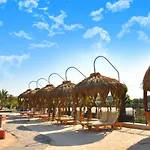 فندق Dream World Palace Colakli