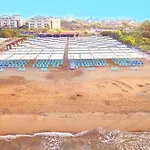 فندق Dream World Palace
