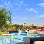 Dream World Palace فندق