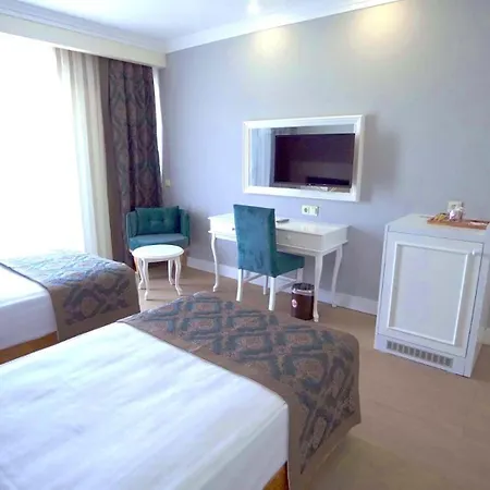 Dream World Palace Colakli