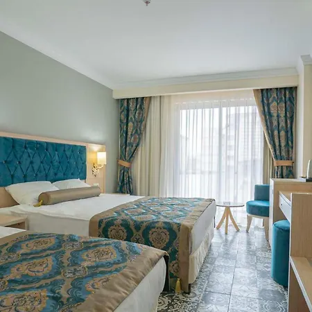 Dream World Palace Colakli