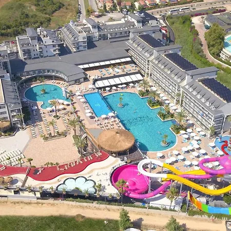 Dream World Palace 5*