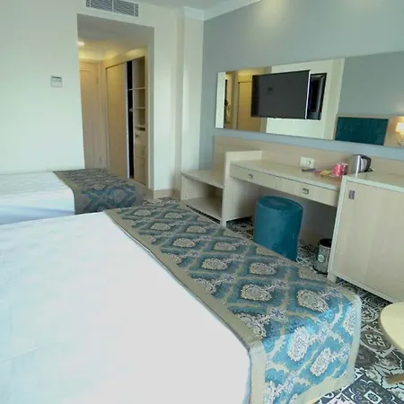 Dream World Palace Hotel 5*