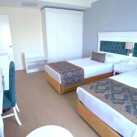 Dream World Palace Hotel