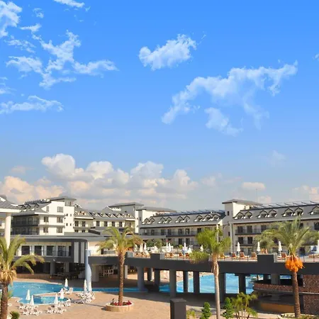 Dream World Palace Colakli