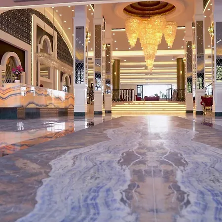 Dream World Palace 호텔 코라클리